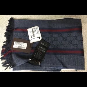 Authentic Gucci scarf with tags